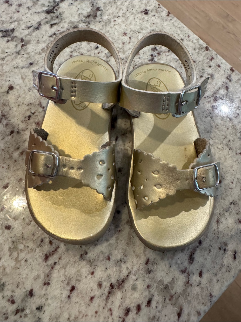 Footmates little girls Gold Adjustable Strap Sandals